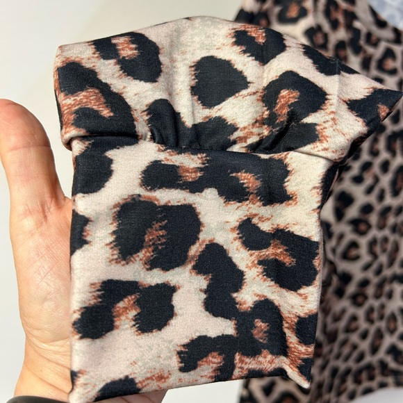 LEOPARD PRINT OVERSIZED BLOUSE - Picture 4 of 5